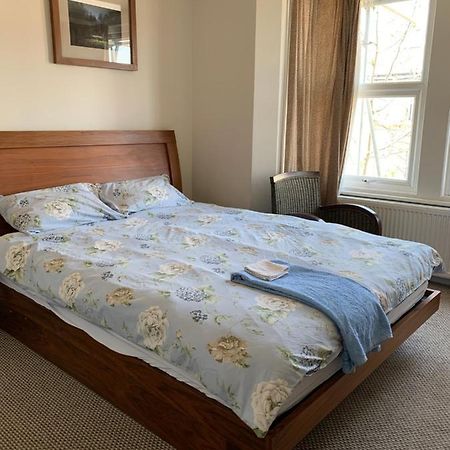 Sunny Ensuite Room And Annex Near Tottenham Stadium Londra Esterno foto