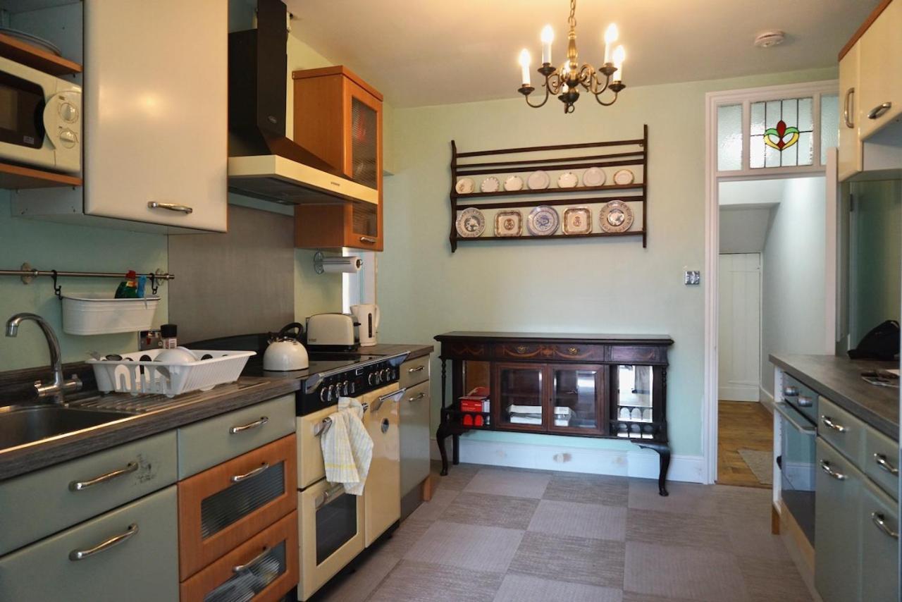 Sunny Ensuite Room And Annex Near Tottenham Stadium Londra Esterno foto